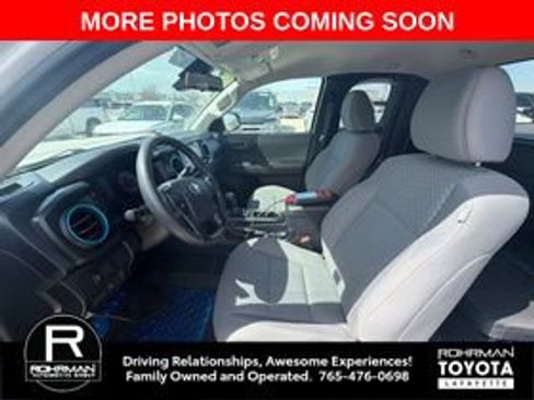 Used 2021 Toyota Tacoma SR image 9