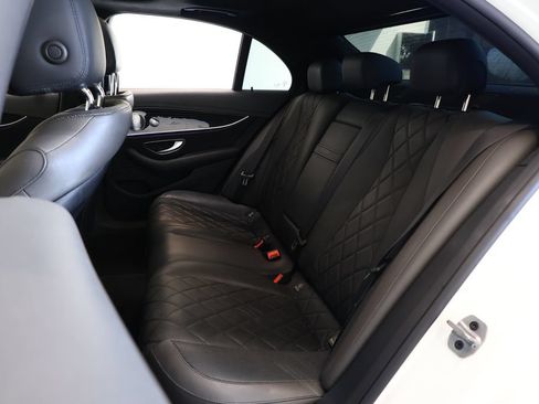 Used 2020 Mercedes-Benz E 350 Sedan image 19