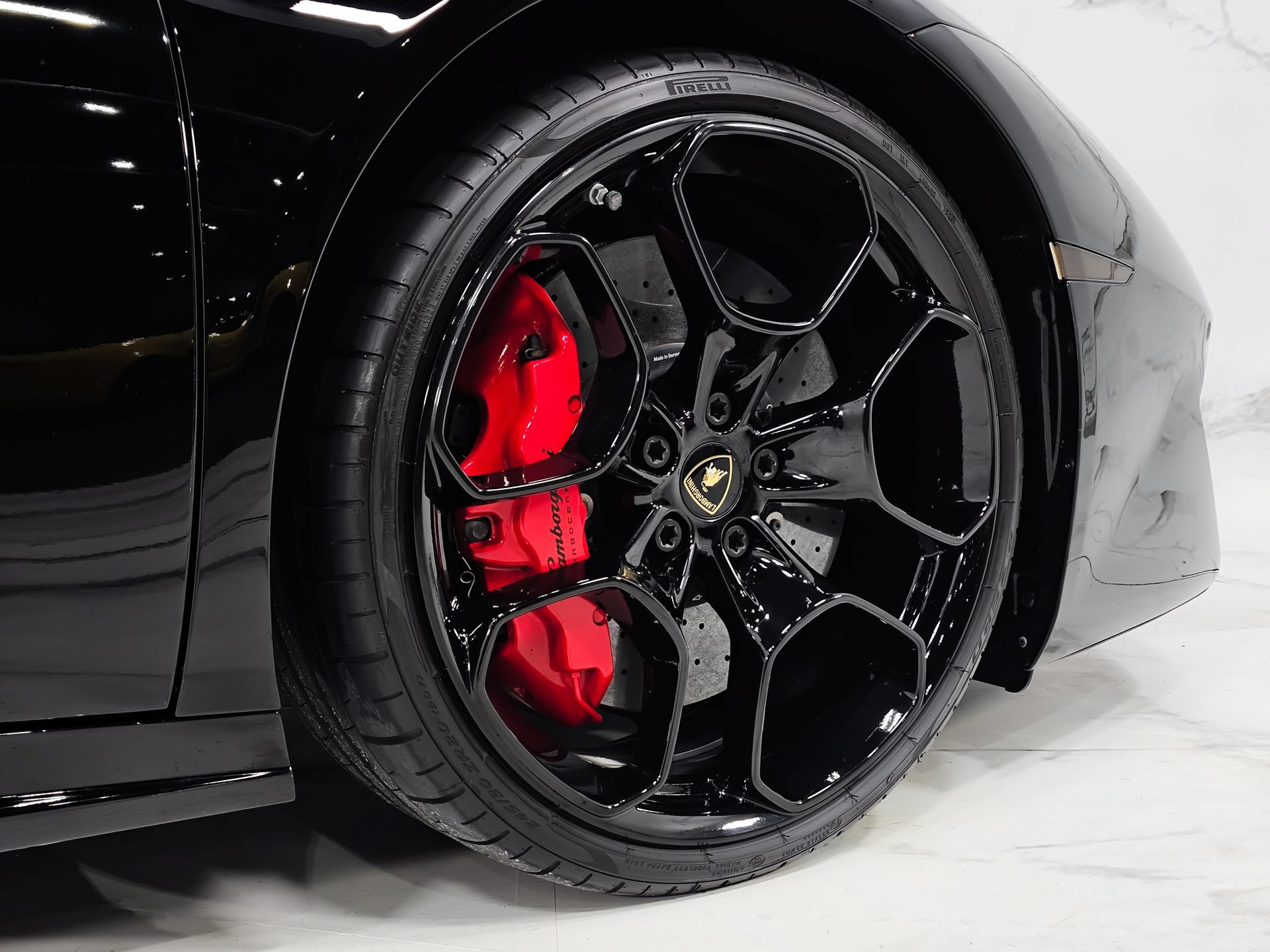 Used 2016 Lamborghini Huracan LP 580-2 RWD image 16