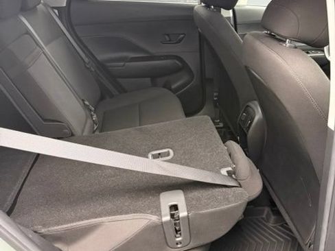 Used 2025 Hyundai Kona SEL FWD image 55