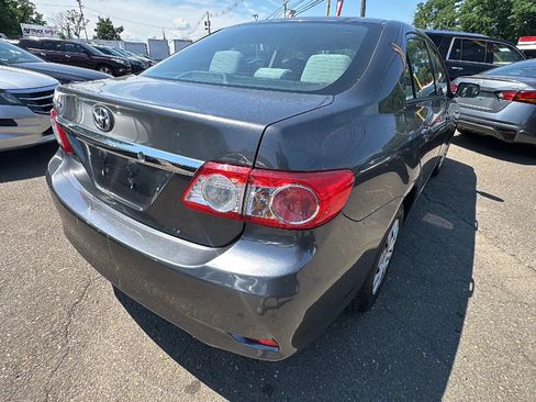 Used 2013 Toyota Corolla L FWD image 5