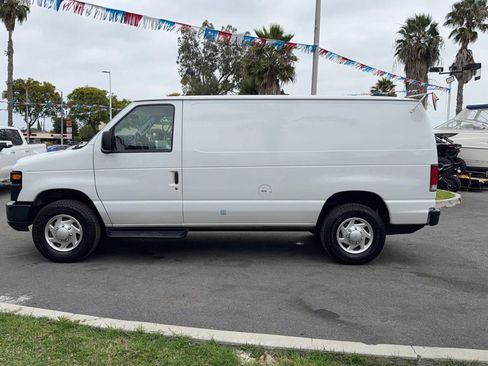 Used 2013 Ford E-350 and Econoline 350 Super Duty w/ PWR Group RWD image 5
