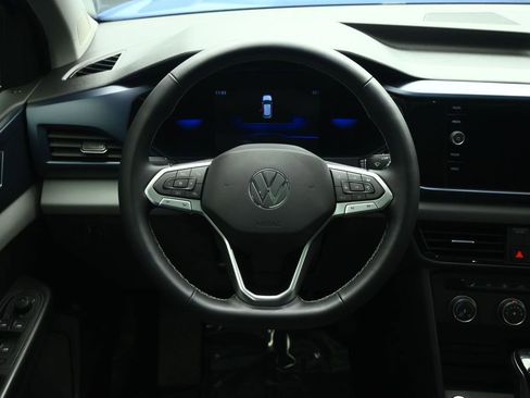 Used 2022 Volkswagen Taos SE image 34