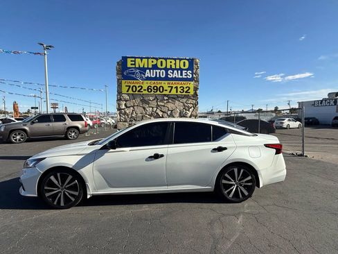Used 2020 Nissan Altima 2.5 SR image 1