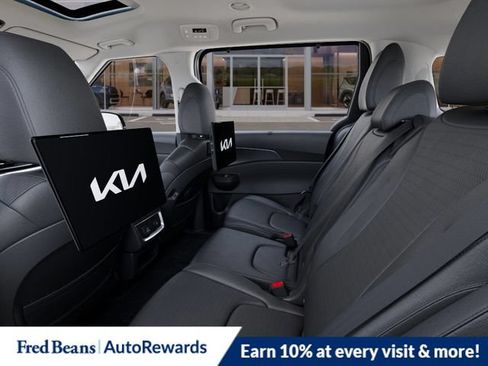 New 2025 Kia Carnival SX Prestige FWD image 23
