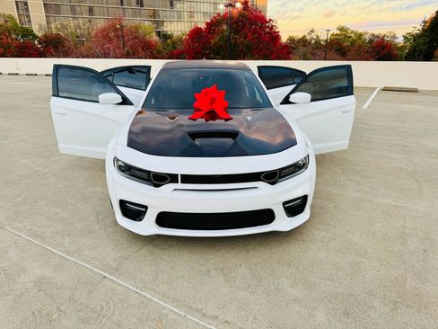 Used 2017 Dodge Charger R/T RWD image 42