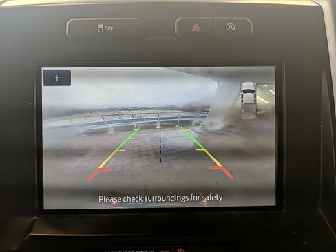 Used 2017 Ford F150 Lariat w/ Equipment Group 502A Luxury image 22