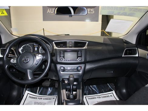 Used 2018 Nissan Sentra S w/ S Midnight Style Package image 14