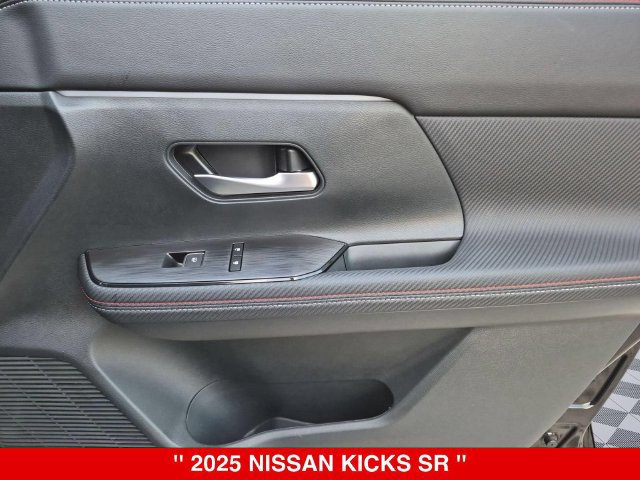 Certified 2025 Nissan Kicks SR AWD/4WD image 35