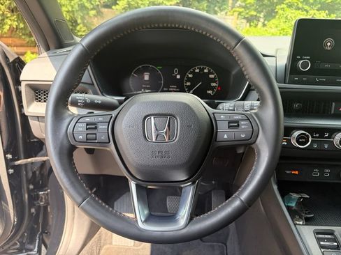 Used 2024 Honda CR-V Sport image 17