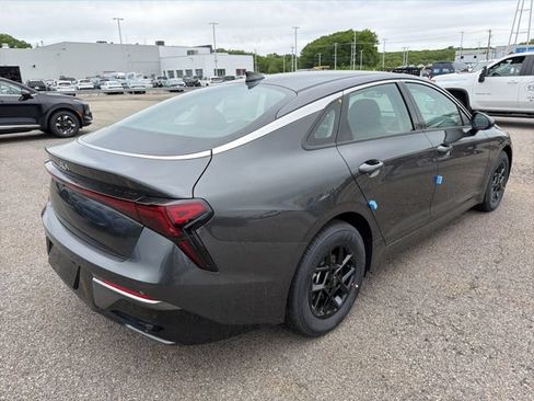New 2026 Kia K5 LXS FWD image 3