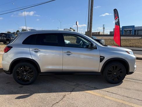 New 2026 Mitsubishi Outlander Sport LE image 9