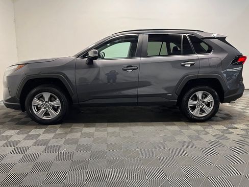 Used 2025 Toyota RAV4 XLE w/ Convenience Package AWD/4WD image 23