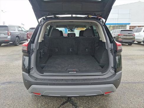 Used 2023 Nissan Rogue S AWD/4WD image 30