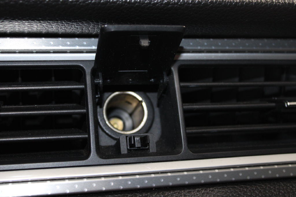 Used 2012 Ford Mustang Shelby GT500 w/ SVT Performance Pkg RWD image 40