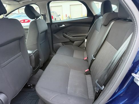 Used 2017 Ford Focus SEL w/ Cold Weather Package FWD image 21