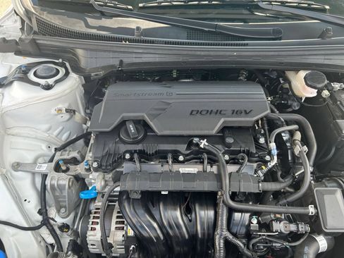 Used 2025 Kia K4 FWD image 32