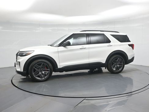New 2026 Ford Explorer ST AWD/4WD image 29