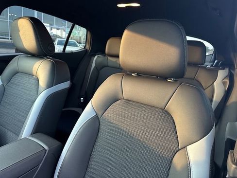 New 2026 Buick Envista Preferred image 24