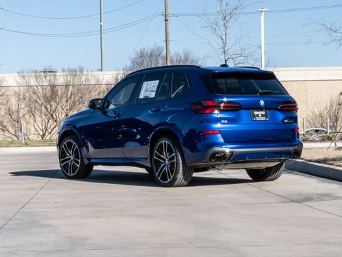 New 2026 BMW X5 M60i image 2