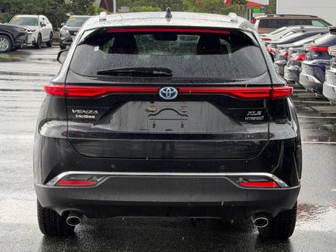 Used 2021 Toyota Venza XLE w/ Softex Package AWD/4WD image 4