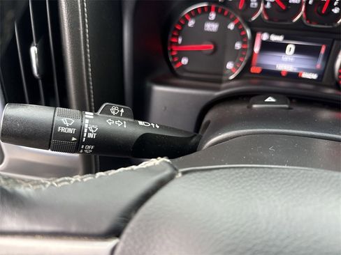 Used 2015 GMC Sierra 1500 SLE w/ SLE Value Package image 18