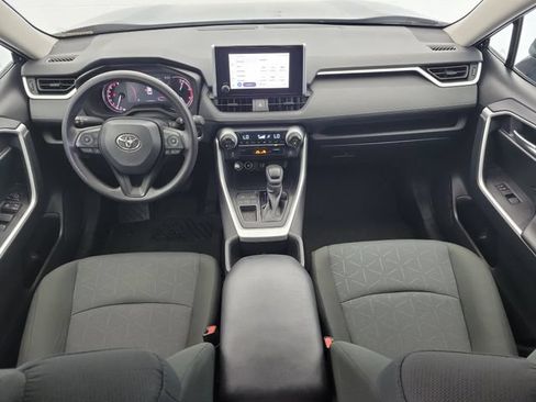 Used 2025 Toyota RAV4 XLE FWD image 16