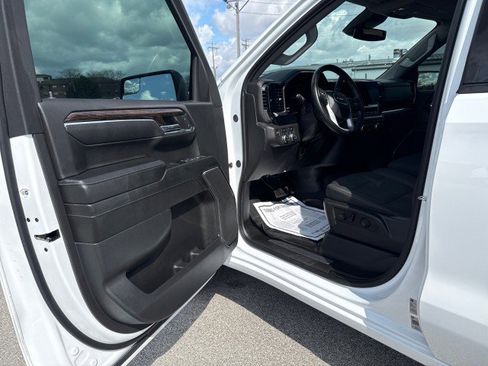 Used 2024 GMC Sierra 1500 Elevation w/ LPO, GMC Protection Package image 13