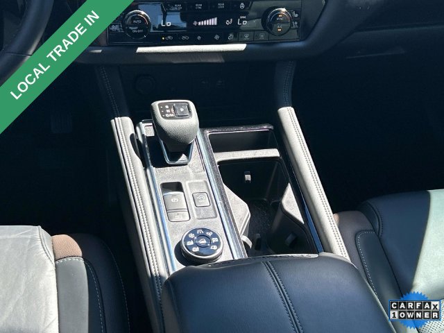 Used 2024 Nissan Pathfinder Platinum AWD/4WD image 17