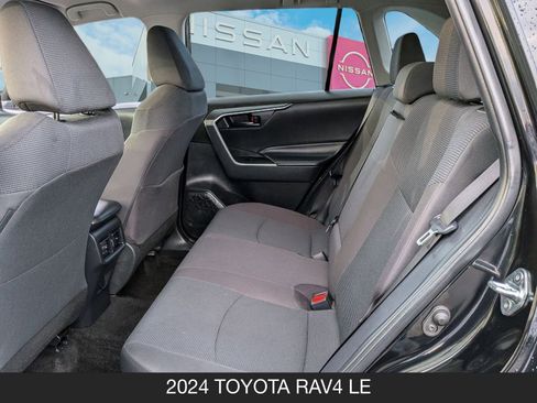 Used 2024 Toyota RAV4 LE image 17