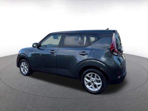 Used 2025 Kia Soul LX w/ LX Technology Package image 10