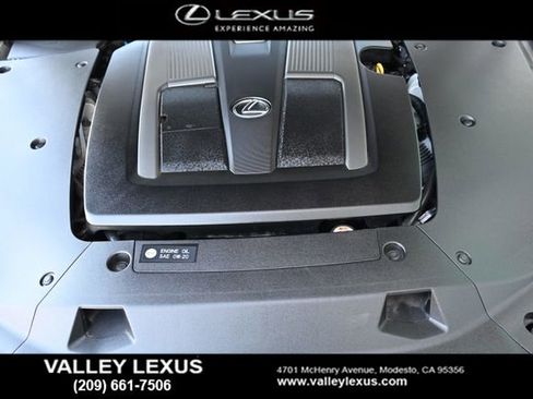 Used 2019 Lexus LS 500 w/ Accessory Package (Z2) RWD image 23