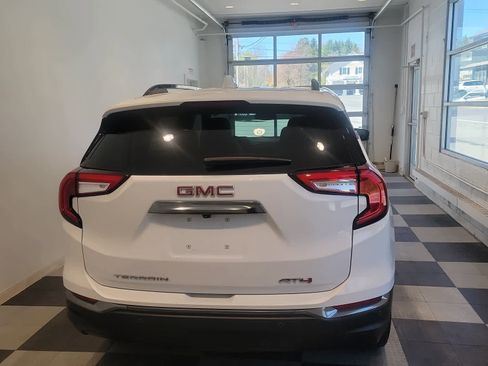 Used 2023 GMC Terrain AT4 w/ Tech Package AWD/4WD image 4