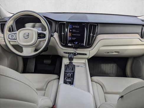 Used 2021 Volvo XC60 T5 Inscription w/ Advanced Package image 15