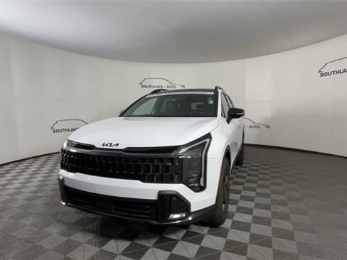 Certified 2026 Kia Sportage X-Line w/ X-Line Premium Package image 3