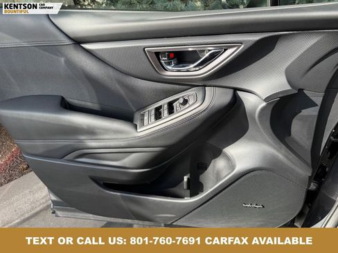 Used 2024 Subaru Forester Premium AWD/4WD image 18