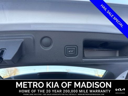 Used 2024 Chevrolet Equinox LT AWD/4WD image 31