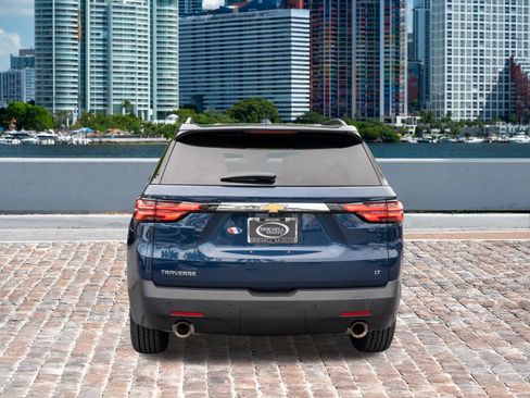 Used 2023 Chevrolet Traverse LT FWD image 6