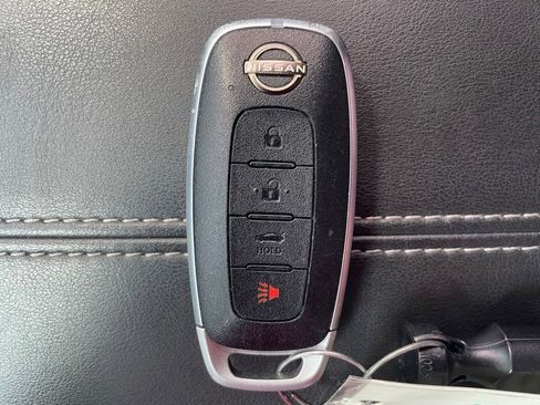 Used 2024 Nissan Sentra SV FWD image 18