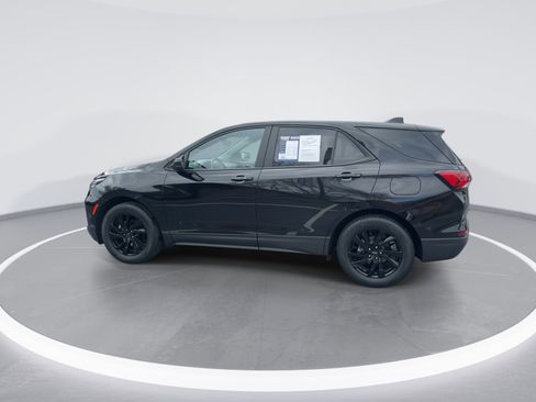 Used 2023 Chevrolet Equinox LS w/ LS Convenience Package image 6