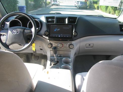 Used 2008 Toyota Highlander 2WD image 17