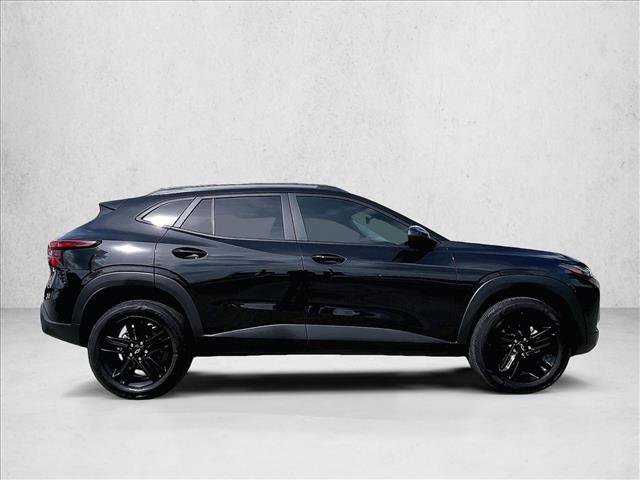 Used 2025 Chevrolet Trax ACTIV FWD image 5