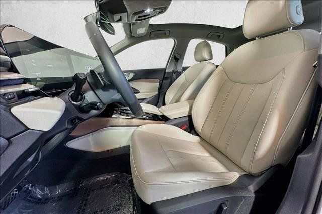 Used 2025 Audi A5 2.0T Premium AWD/4WD image 18