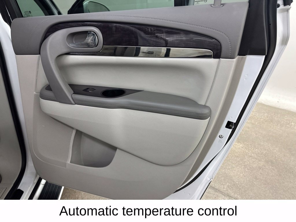 Used 2017 Buick Enclave Leather w/ Trailering Package FWD image 25