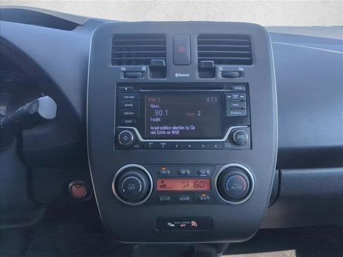 Used 2016 Nissan Leaf S w/ Charger Package FWD image 17
