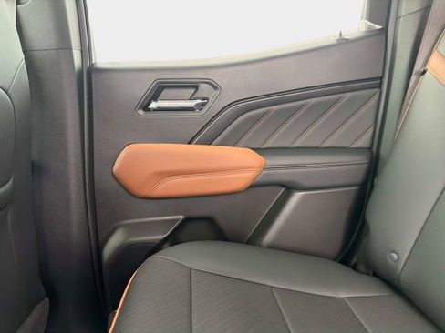 New 2026 GMC Canyon AT4 w/ Technology Plus Package AWD/4WD image 14