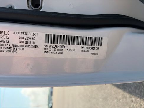 Used 2014 Chrysler 300 S RWD image 31
