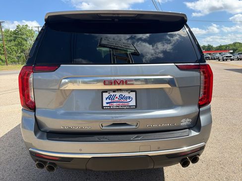 Certified 2023 GMC Yukon XL Denali AWD/4WD image 7