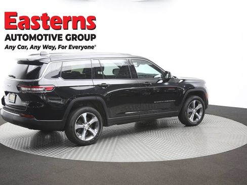 Used 2023 Jeep Grand Cherokee L Limited AWD/4WD image 46