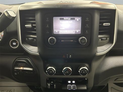 Used 2021 RAM 2500 Big Horn image 15